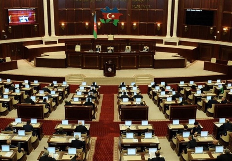 Azerbaycan Cumhuriyeti&apos;nde Erken Meclis Seçimleri Düzenlenecek