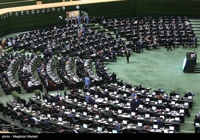 عضو کمیسیون اقتصادی مجلس: دولت در لایحه بودجه 1401 دهکهای اجتماعی را تعریف کند