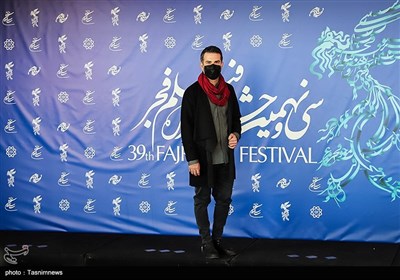 هوتن شکیبا بازیگر فیلم ابلق در سی و نهمین جشنواره فیلم فجر