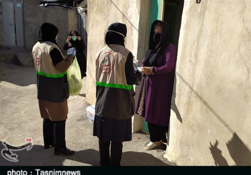 4 تیم پزشکی جهادی بسیج لرستان به مناطق حاشیه نشین خرم‌آباد اعزام شد + تصاویر