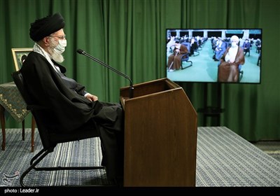 ارتباط تصویری مداحان با رهبر معظم انقلاب