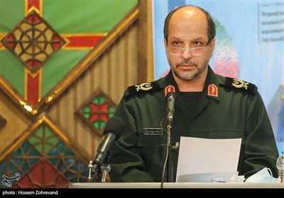  فرمانده دانشگاه امام حسین (ع): دشمن به دنبال ضربه زدن به مراکز علم و فناوری است/جنگ‌های آینده جنگ ذهن‌ها و باورها خواهد بود 