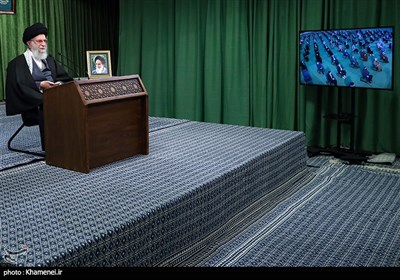 ارتباط تصویری مداحان با رهبر معظم انقلاب