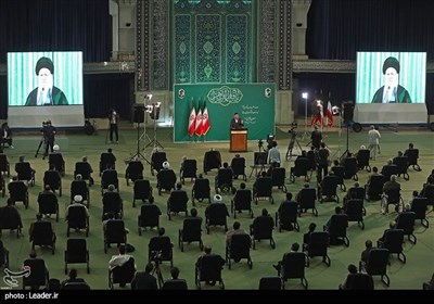 ارتباط تصویری مداحان با رهبر معظم انقلاب
