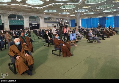 ارتباط تصویری مداحان با رهبر معظم انقلاب