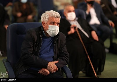 ارتباط تصویری مداحان با رهبر معظم انقلاب