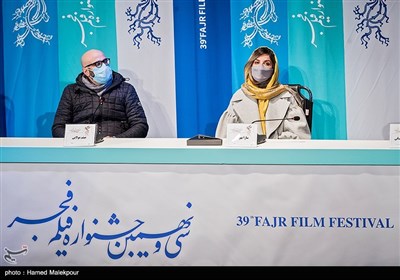 سارا بهرامی بازیگر و میثم مولایی تدوینگر در نشست خبری فیلم روشن - سی و نهمین جشنواره فیلم فجر