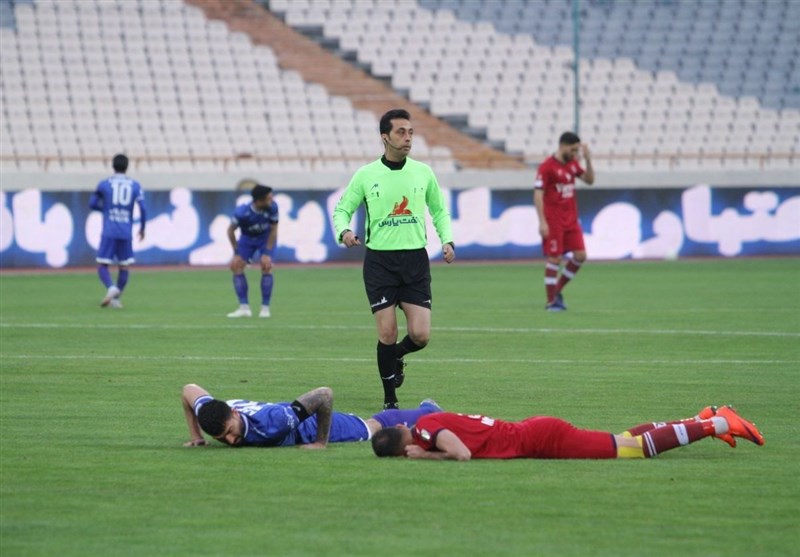 Moud Bonyadifar Chosen to Referee Tehran Derby