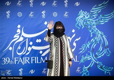 آیدا پناهنده کارگردان فیلم تی تی در سی و نهمین جشنواره فیلم فجر