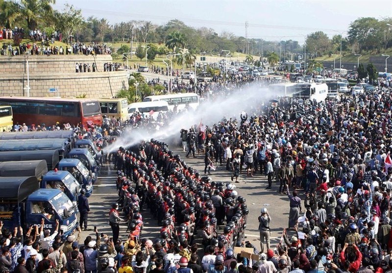 Myanmar Police Use Water Cannon As Protests Continue for 3rd Day (+Video)