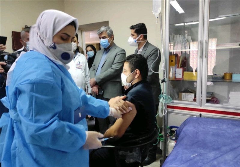 آغاز واکسیناسیون کرونا در استان گلستان/200 نفر از اعضای کادردرمان واکسن دریافت می‌کنند