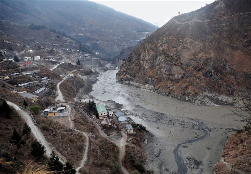 26 کشته و 200 مفقودی بر اثر سقوط یخچال طبیعی در هند + تصاویر