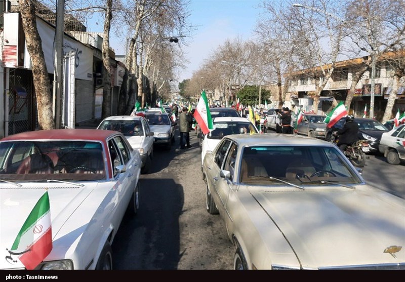 همدلی مردم استان گلستان در راهپیمایی 22 بهمن با حضور خودرویی+تصاویر