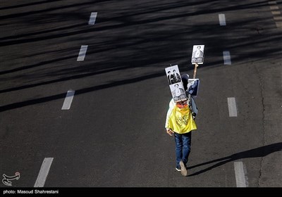 مسیرات ذکرى انتصار الثورة الاسلامیة فی طهران