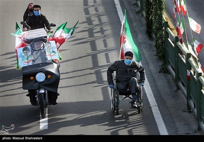 مسیرات ذکرى انتصار الثورة الاسلامیة فی طهران