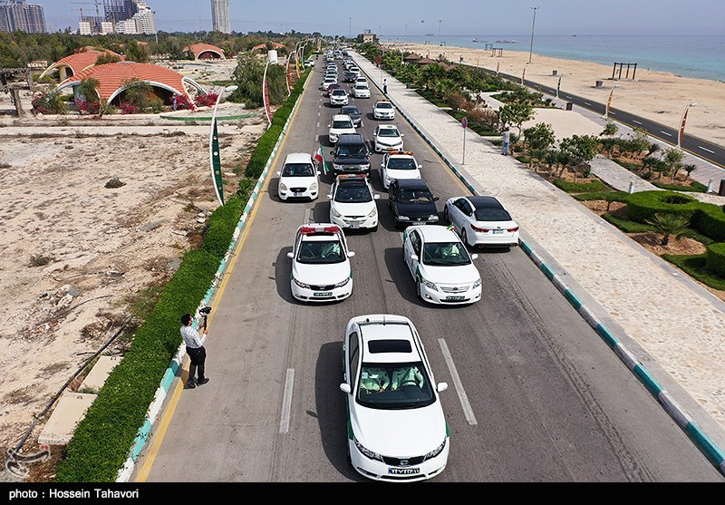 حماسه حضور در جزایر خلیج فارس/ راهپیمایی باشکوه خودرویی مردم در 43 سالگی انقلاب