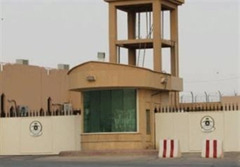 عربستان| رفتار غیرانسانی مقامات سعودی با زندانیان آزادی بیان در ماه رمضان