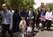 لندن یا تهران؛ نوه رهبر انقلاب در کجا به دنیا آمد و چقدر هزینه تولد او شد؟