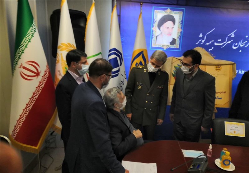 دیدار وزیر دفاع با جانباز 70 درصد زنجانی
