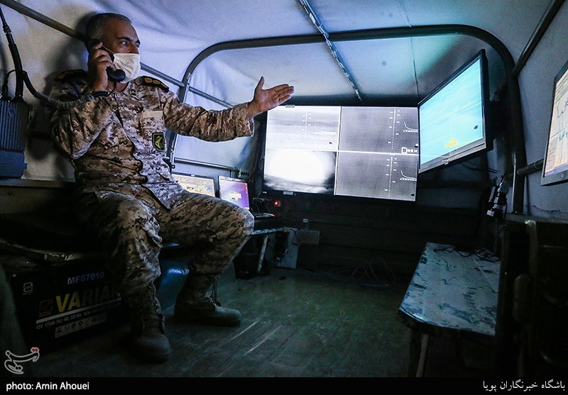 IRGC Uses Upgraded Night Vision Device in War Game