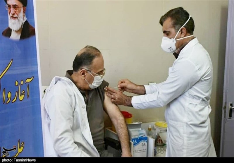 واکسیناسیون کرونا در شهرضای اصفهان به روایت تصویر
