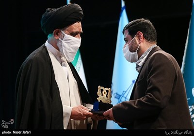 تقدیر از خبرگزاری تسنیم در اختتامیه نخستین جشنواره شهید بهشتی