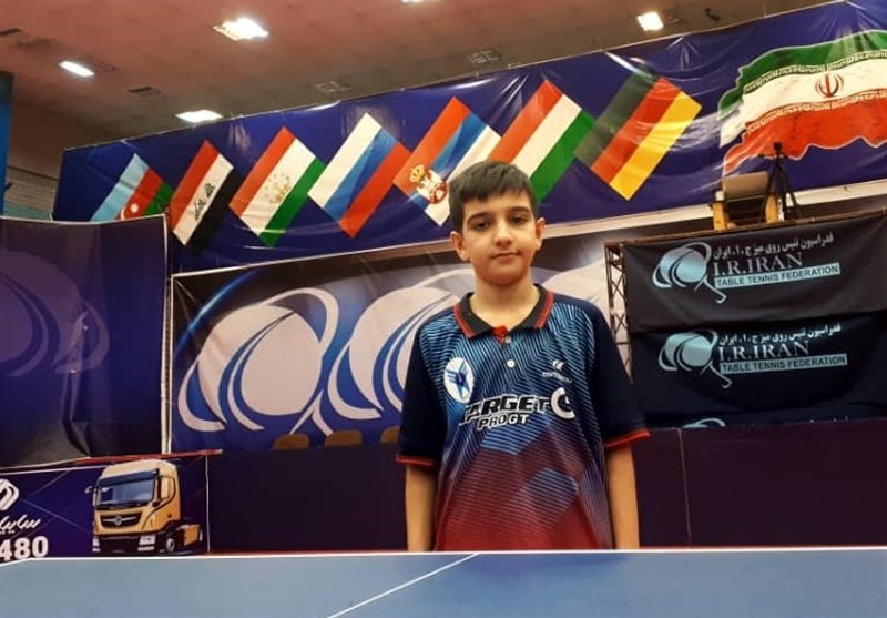 بازیکن 11 ساله دانشگاه آزاد اسلامی در لیگ برتر تنیس روی میز تاریخ‌ساز شد