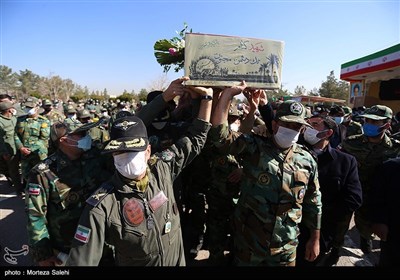 تشییع شهید گمنام در پایگاه هوایی وطن پور - اصفهان