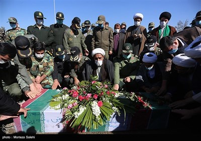 تشییع شهید گمنام در پایگاه هوایی وطن پور - اصفهان