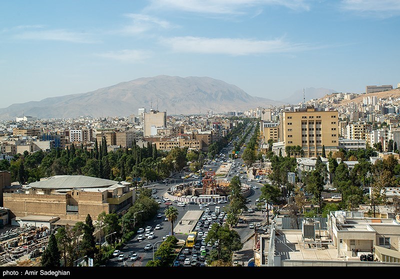 شیراز در حوزه تقسیمات کشوری نیاز به اقدامات جامع‌تری دارد