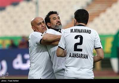 دیدار تیم‌های فوتبال منتخب 98 و منتخب سرخابی