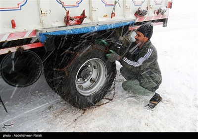 بارش برف سنگین در گردنه اسدآباد همدان