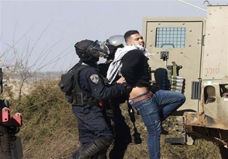 19 Palestinians Arrested by Israeli Forces in West Bank
