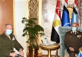 دیدار و گفت‌وگوی فرمانده سنتکام و رئیس ستاد مشترک نیروهای مسلح مصر