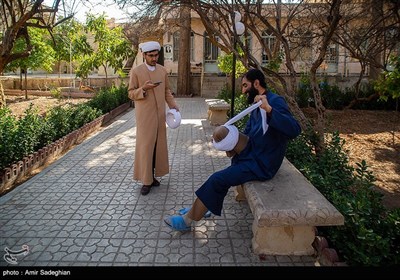آیین عمامه گذاری جمعی از طلاب بمناسبت سالروز میلاد حضرت علی (ع)-شیراز