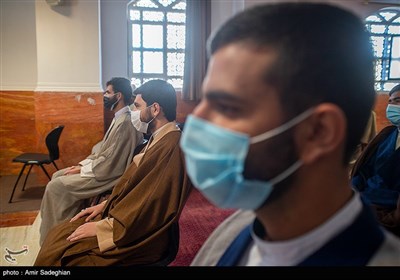 آیین عمامه گذاری جمعی از طلاب بمناسبت سالروز میلاد حضرت علی (ع)-شیراز