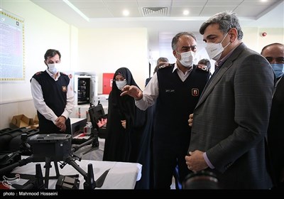 افتتاح ۳ ایستگاه جدید آتش‌نشانی در تهران توسط پیروز حناچی شهردار تهران