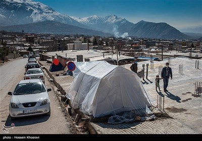 امداد رسانی به زلزله زدگان شهر سی سخت