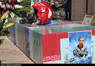 پایان چشمانتظاری پس از 33 سال / پیکر خلبان شهید بیگمحمدی به وطن بازگشت + فیلم و تصاویر