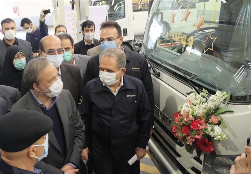 کامیونت ایرانی شیلر8 تن رونمایی و خط تولید انبوه مینی بوس پگاسوس افتتاح شد