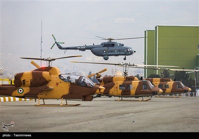 مراسم تحویل دهی ده‌ها فروند هواپیما و بالگرد اورهال شده به ارتش جمهوری اسلامی