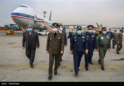 مراسم تحویل دهی ده‌ها فروند هواپیما و بالگرد اورهال شده به ارتش جمهوری اسلامی