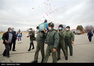 مراسم تشییع پیکر خلبان شهید بیرجند بیک محمدی در پایگاه سوم شکاری شهید نوژه همدان