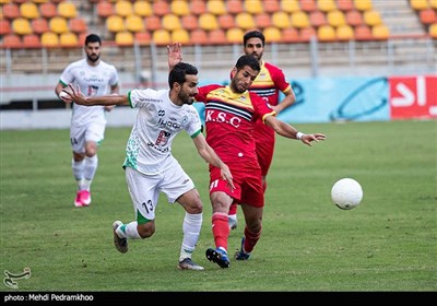دیدار تیم های فوتبال فولاد خوزستان و ذوب آهن