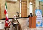امام جمعه ایلام در گفتوگو با تسنیم: مسئولان رسانهگریزی را کنار بگذارند