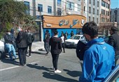 تنش مقابل ساختمان باشگاه استقلال/ هواداران معترض خواهان دیدار با مددی شدند