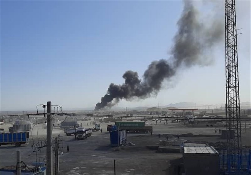 تداوم آتش‌سوزی در مرز ماهیرود / نقطه صفر مرزی ایران و افغانستان از بارهای صادراتی تخلیه شد