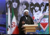 نماینده ولی فقیه در استان همدان: حضور مردم در کنار حکومت اسلامی بستر ساز عدالت است