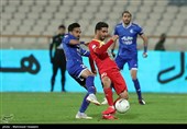 دیدار تیم های فوتبال استقلال و فولاد خوزستان