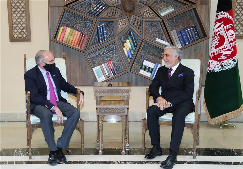 رایزنی سفارت آمریکا با عبدالله درباره طرح دولت مشارکتی در افغانستان